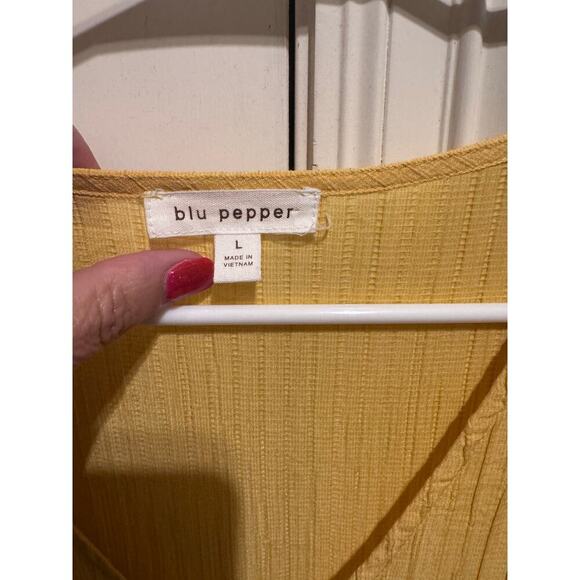 Blu Pepper Butter Yellow Midi Tiered Dress V-neck Button Up Lines Sz L - Picture 2 of 9